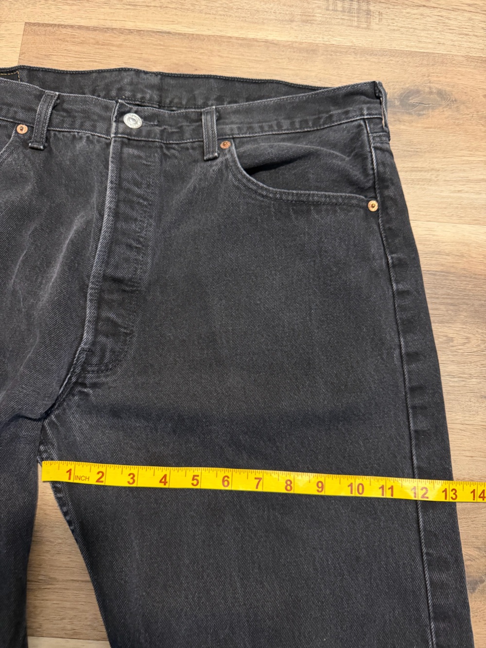 VTG Levi's 501 Button Fly Black Denim Jeans 36x30 tag 38x30 1999 Canada Made - Picture 13 of 15